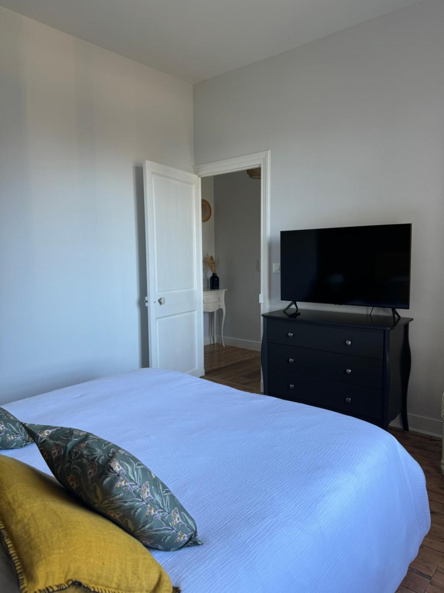 Apartamento Le Hetre Pourpre Bayeux Exterior foto